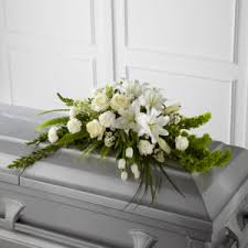 Envio y venta de flores ,rosas, plantas,arreglos florales ,regalos y desayunos a domicilio con delivery gratis en la Ciudad Autonoma de Buenos Aires y con costo de env�o en localidades del Gran Buenos Aires asi como delivery de flores y plantas a trav�s de florerias asociadas en todas las provincias de la Argentina, Buenos Aires, la Pampa, Tucuman, La Rioja, R�o Negro, Entre Rios, Corrientes, Misiones, Neuquen, Chubut, Tierra del Fuego, Santa Cruz, San Luis, Mendoza, Cordoba, Jujuy, Formosa, Santiago del Estero, Salta, Chaco, Catamarca ,San Juan, y ademas realizamos el delivery de flores ,coronas,palmas , plantas y regalos a todas las ciudades de Argentina, Mar del Plata, C�rdoba, Buenos Aires, con cargo en Santa Rosa, La Plata, Bella Vista, Neuquen, Pilar, Paran�, Posadas, Resistencia, Cipolleti y mas de 300 ciudades y localidades en todo el territorio de nuestro pa�s, asi como tambien tenemos la posibilidad de enviar flores a casi todo el mundo en cuestion de horas